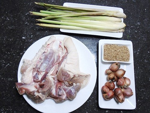 Cách Hầm Giò Heo Mau Mềm 4
