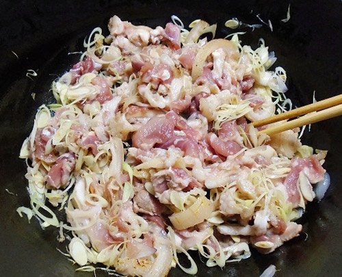 Cách Hầm Giò Heo Mau Mềm 5